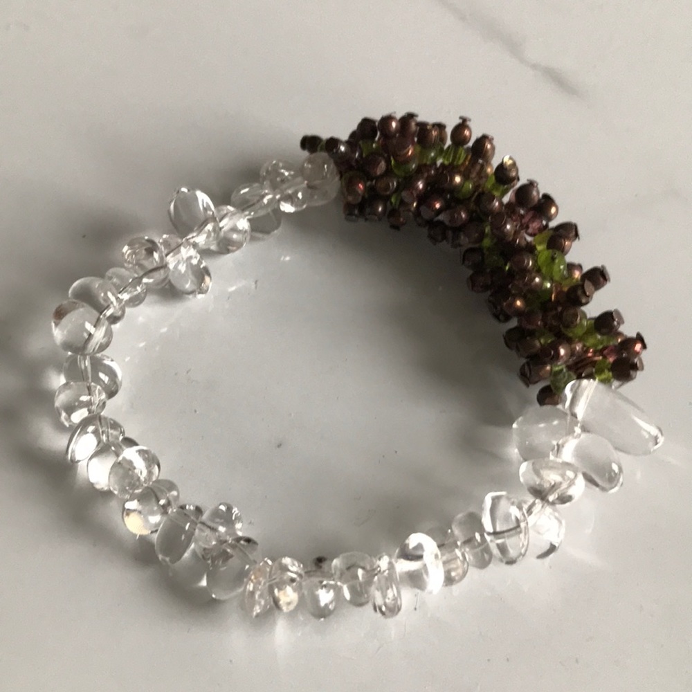 Quartz Bracelet with green gems